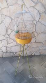 gabbia tonda con treppiedi
