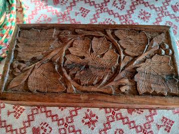 scatola in legno lunga