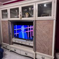 Divano,parete,armadio