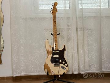 Fusco Guitars Stratocaster Scream HSS Relic
