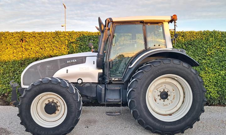 Trattore usato VALTRA T191 DT