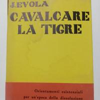 Cavalcare La Tigre J. Evola all'insegna del pesce 