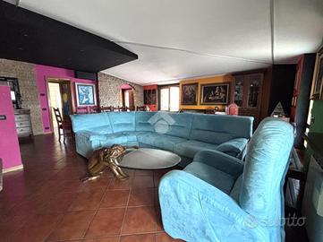 2 LOCALI A SAN PAOLO D'ARGON