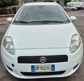 Fiat grande punto van 4 posti