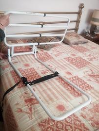 Sponda letto per anziani.