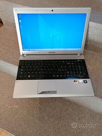 Notebook Samsung RV520 