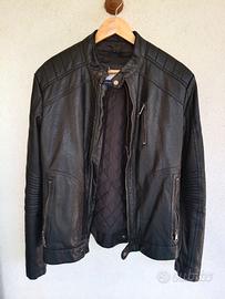 Giubbotto dà uomo in pelle nera