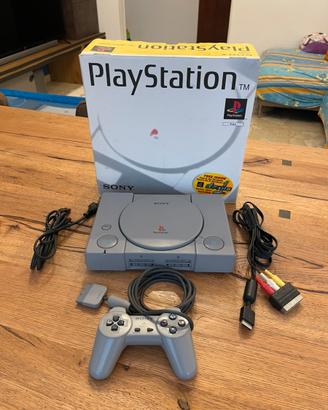PlayStation 1 SCPH-5502 PAL scatola+manuale