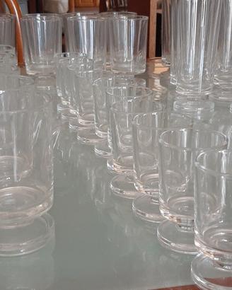 set bicchieri di vetro 