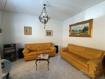 Divano Pelle  2x3 posti