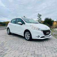 Peugeot 208 1.4hdi NEOPATENTATI CHIAMA 2014