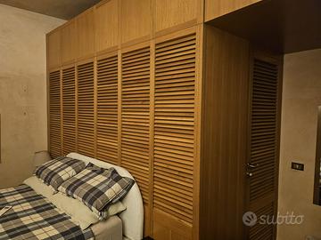 Cabina armadio in legno di rovere
