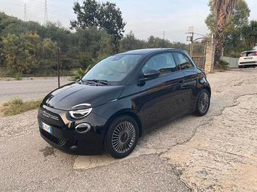 Fiat 500 Icon Berlina 42 kWh