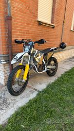 Husqvarna fe250 4t