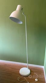 Lampada Ikea HEKTAR con telecomando