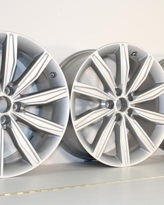 4 Cerchi Originali in lega Audi 19" sped gratis