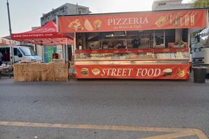 Camion pizzeria paninoteca