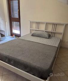 Letto una piazza e mezza con materasso