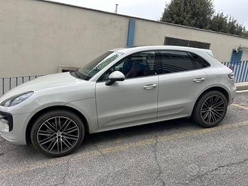 Porsche macan s