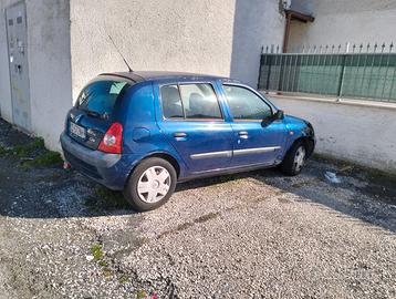 Renault Clio 2002