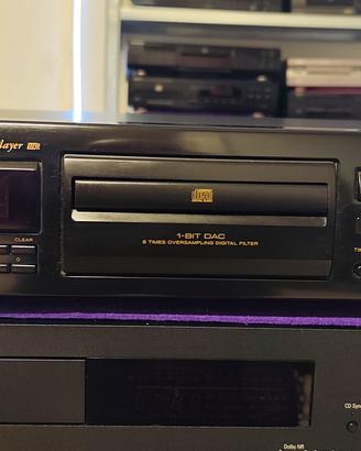Lettore CD Teac CD-1820