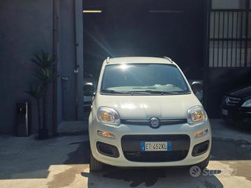 Fiat Panda 0.9 TwinAir Turbo Natural Power Lounge