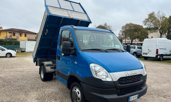 Iveco Daily 35C13 Ribaltabile Trilaterale - 2013 -