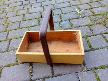 antica cassetta attrezzi