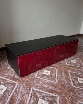 Mobile base TV Ikea Besta con cassetti rossi
