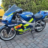 Suzuki GSX R 750 - 2001