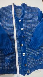 CARDIGAN IN LANA FATTO A MANO AI FERRI COLOR BLUE