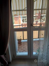 2 porte esterne in pvc usate 