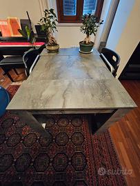 Tavolo allungabile + 4 sedie