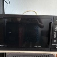 Forno a microonde con funzione grill