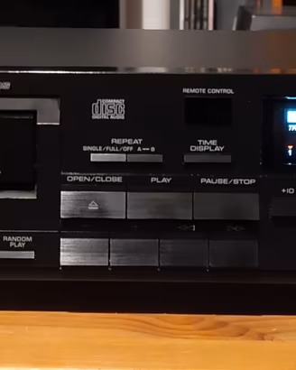 Lettore CD Yamaha CDX-700 con Telecomando