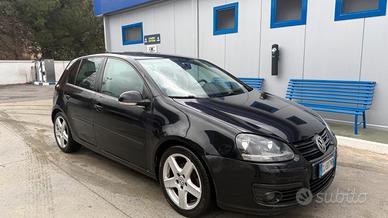 Volkswagen Golf GT