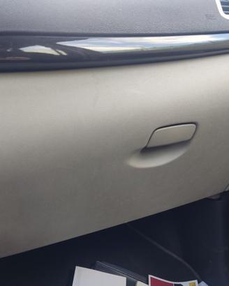 Cassetto portaoggetti RENAULT SCENIC del 2010
