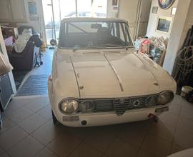 Alfa Romeo Giulia 1600