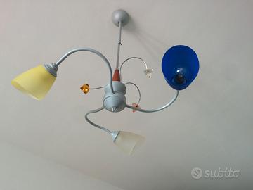 Lampadario a sospensione con vetri colorati