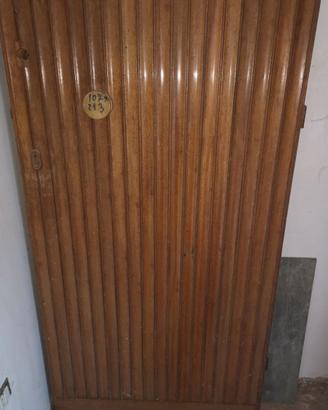 Portone in legno come da foto