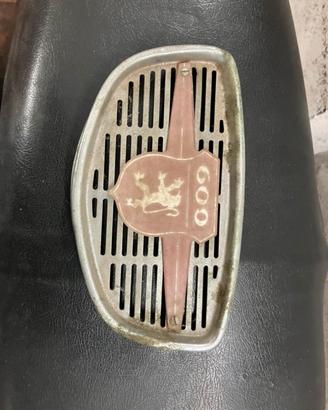 Stemma fregio auto epoca 600