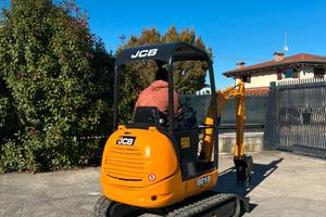 E272- Escavatore 18 q JCB 8018 allargabile