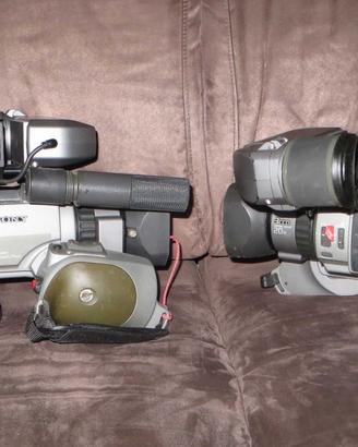 DUE TELECAMERE SONY DCR VX 9000E