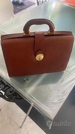 Borsa in pelle marrone da Medico