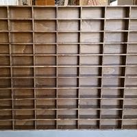 Bacheca portaoggetti noce abete massello