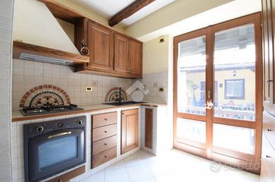 CASA SEMINDIPENDENTE A SAINT-VINCENT