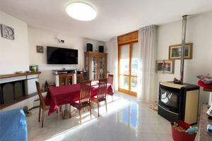 Appartamento con Box, Giardino e Posto Auto Privat