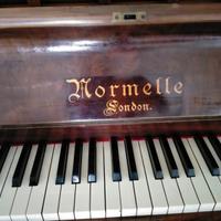 Normelle London Piano