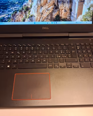 Dell G5 5587 15,6" Gaming i5 GTX 1050 Ti 32GB SSD