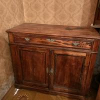 Mobile d'epoca in legno